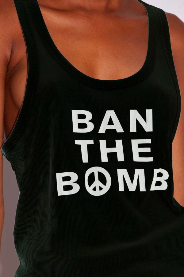 Exit BCN — DSQUARED2 — BAN THE BOMB — vista 2 de 2