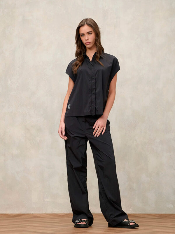 Exit BCN — BLAUER — DELANY — vista 4 de 5