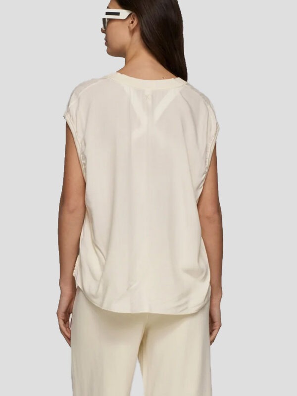 Exit BCN — 10days — VNECK — vista 3 de 4