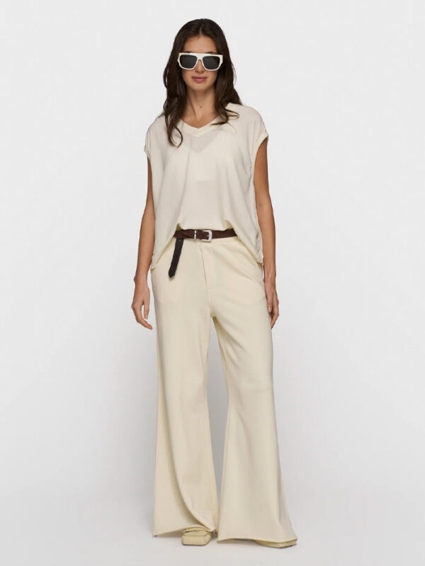 Exit BCN — 10days — VNECK — vista 4 de 4