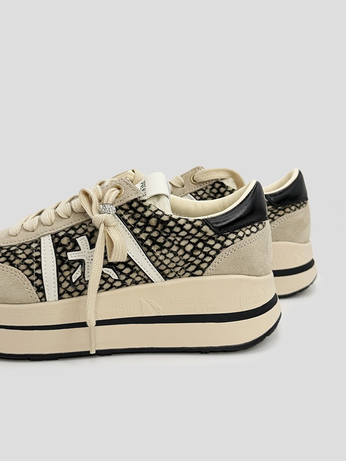 Exit BCN — PREMIATA — BETHCOIN 8501 — vista 4 de 5