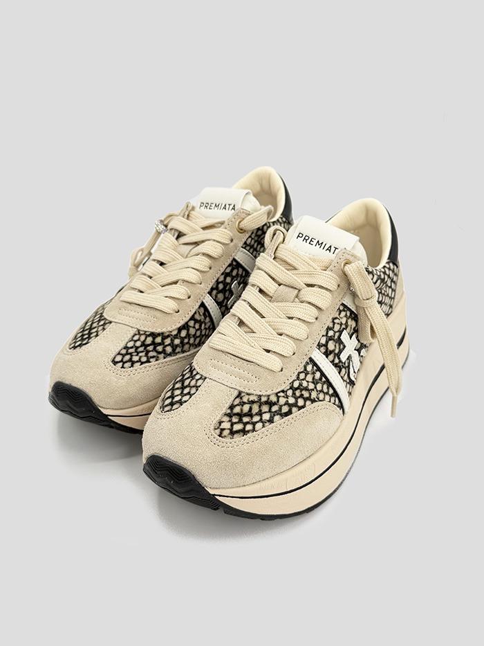 Exit BCN — PREMIATA — BETHCOIN 8501 — vista 5 de 5