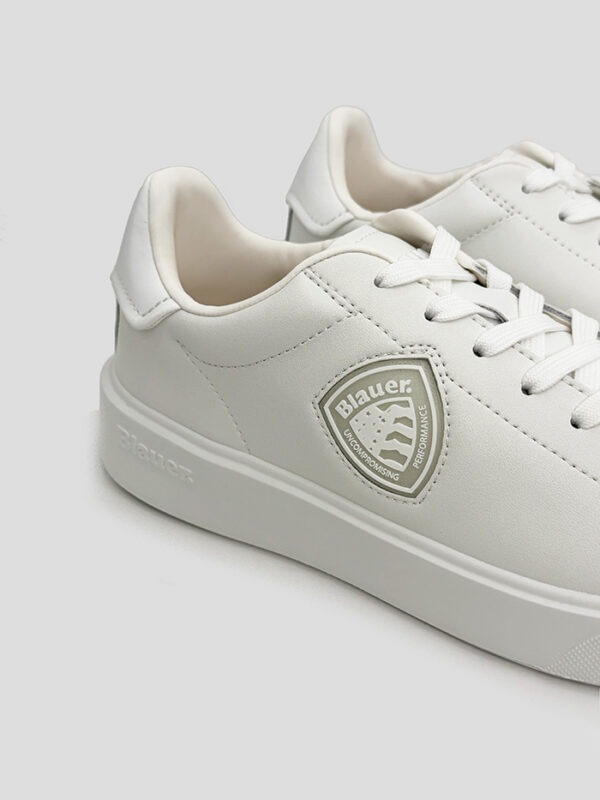 Exit BCN — BLAUER — BUCK WHITE — vista 2 de 5