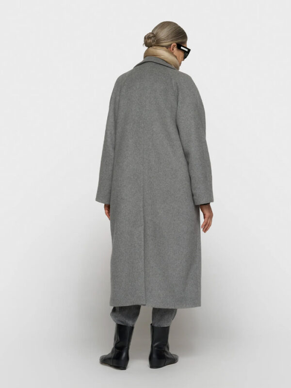 Exit BCN — 10days — CHIC COAT — vista 4 de 9