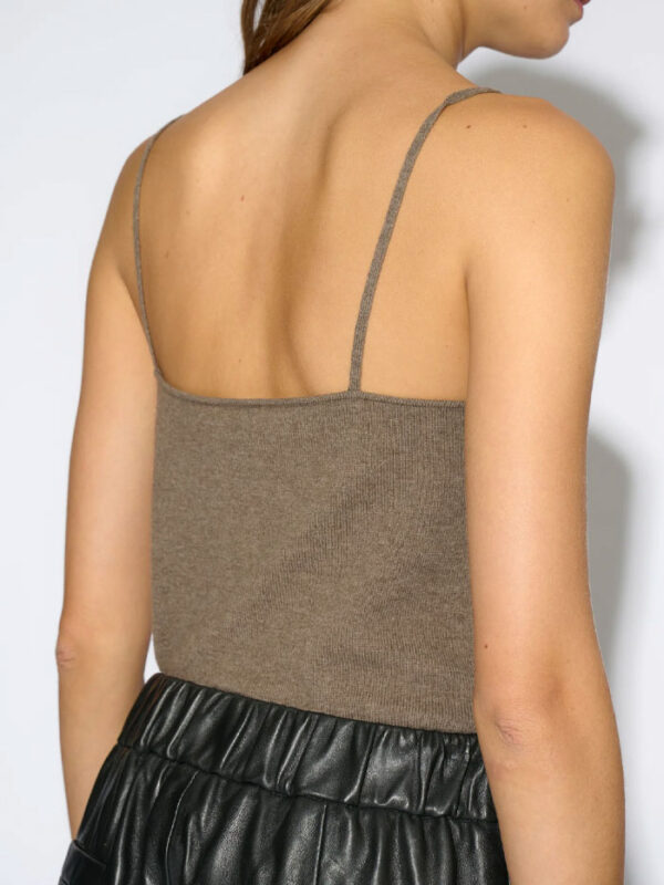 Exit BCN — Badits — TOP NOA TAUPE — vista 2 de 3