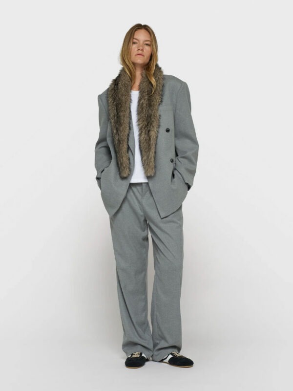Exit BCN — 10days — TAPARED PANTS — vista 5 de 5