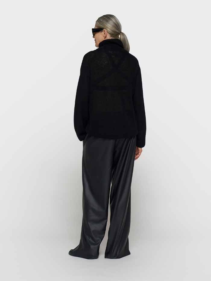 Exit BCN — 10days — WIDE LEG PU — vista 4 de 4