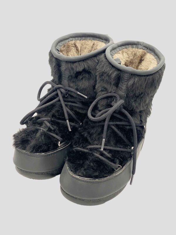 Exit BCN — MOON BOOT — LOW FUR — vista 3 de 3