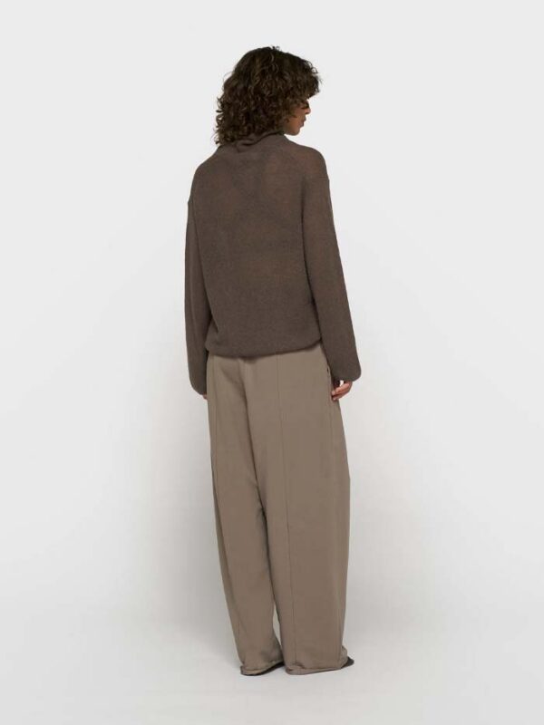 Exit BCN — 10days — TURTLENECK — vista 5 de 6